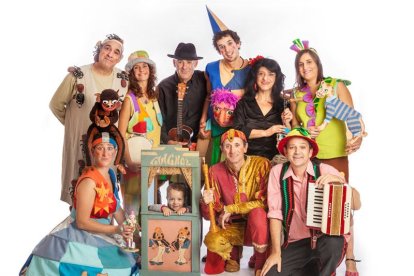 Els integrants de la companyia Los Titiriteros de Binéfar. - Titiriteros de Binéfar