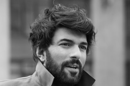 Engin Akyürek.