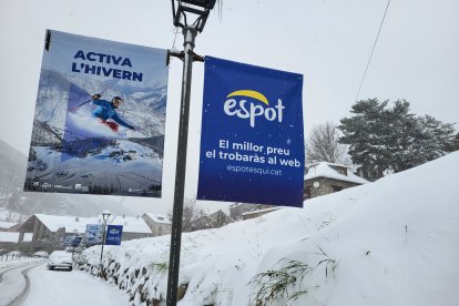 L'estació d'Espot completament nevada