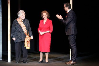 Roser Cardona va guanyar un tercer premi amb ‘Capa groc imperial’. - J.GÓMEZ