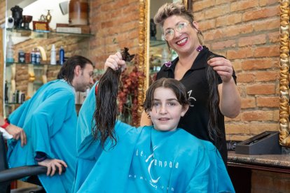 Lex, el nen que s'ha tallat el cabell al cap de 5 anys per Afanoc