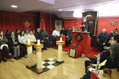 DIVULGACIÓ. La maçoneria té el propòsit de donar a conèixer els seus valors. - MAGDALENA ALTISENT