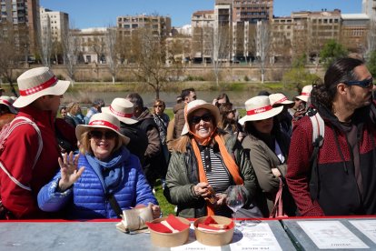 Imatges del Pícnic a la canalització del Segre a Lleida