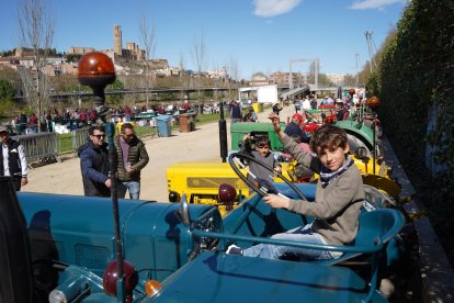 Imatges del Pícnic a la canalització del Segre a Lleida