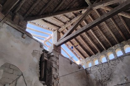 Les proteccions de canyís seran substituïdes per lames de fusta. - AJUNTAMENT DE L’ESPLUGA CALBA