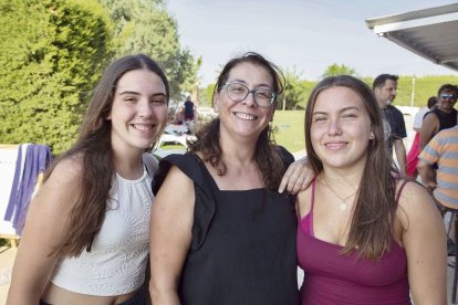 La sala de diàlisi de l’hospital del Pallars, a Tremp, disposa de deu monitors per als usuaris. - EDGAR ALDANA