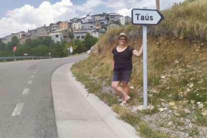 La sala de diàlisi de l’hospital del Pallars, a Tremp, disposa de deu monitors per als usuaris. - C. MARSIÑACH
