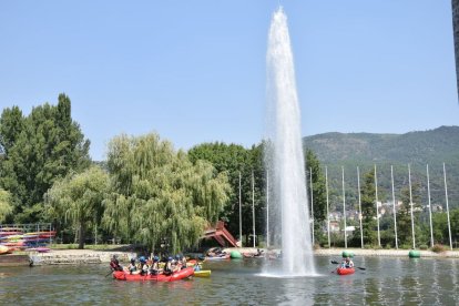 La sala de diàlisi de l’hospital del Pallars, a Tremp, disposa de deu monitors per als usuaris. - C.SANS