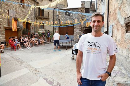La sala de diàlisi de l’hospital del Pallars, a Tremp, disposa de deu monitors per als usuaris.