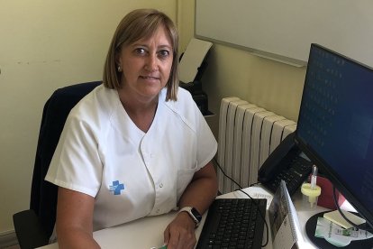La doctora Montse Torra, a la seua consulta al CAP de Ponts. - ICS