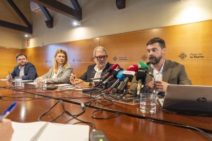 Pino, Iglesias, Larrosa i Enjuanes van presentar el pla ahir. - PAU PASCUAL