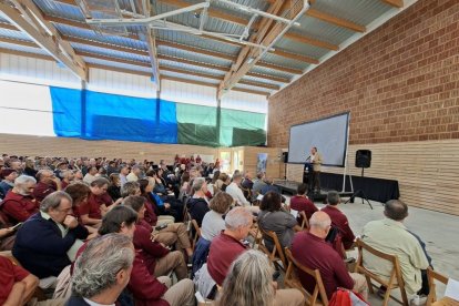 Acte de commemoració ahir dels 70 anys del parc al pavelló Joan Perelada de Barruera, a la Vall de Boí. - E. ALDANA