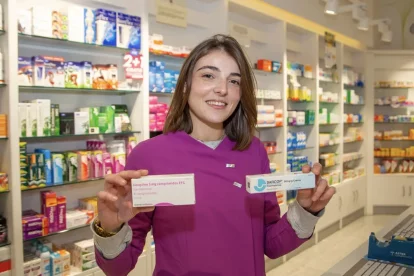 Pomada i medicació oral que s’utilitza per tractar la sarna o escabiosi. - FF