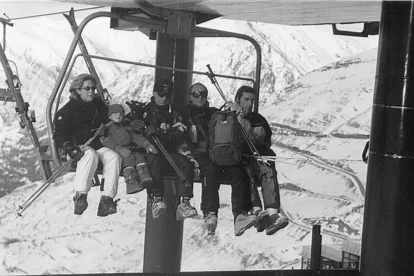 Desplaçament reial en telecadira al Pirineu.