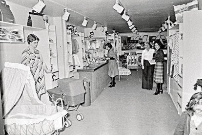 Un dels establiments comercials del Shopping.