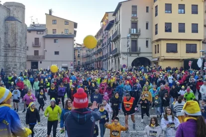 A la imatge, els preparatius abans de la cursa de la Seu d’Urgell. - SANTI IGLESIAS