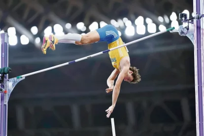El suec Armand Duplantis, millor atleta del Món i un dels més grans de la història. - EUROPA PRESS