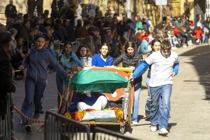 Cursa de Llits del Carnaval de Lleida 2026.