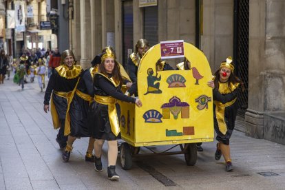 Cursa de Llits del Carnaval de Lleida 2026.