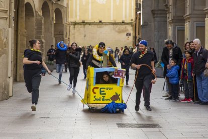 Cursa de Llits del Carnaval de Lleida 2026.