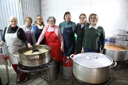 Esterri d’Àneu. Unes 250 persones van poder degustar ahir la calderada popular l’últim dia del Carnaval. - E.FARNELL
