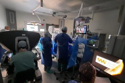Los quirófanos de la Clínica Mi NovAliança ya han sido escenario de procedimientos urológicos reconstructivos avanzados.
