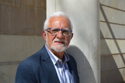 Vicenç Lozano: “El repte era doble: explicar qui és aquest papa i, alhora, reconstruir la guerra bruta i l’operació secreta que el van portar fins aquí”