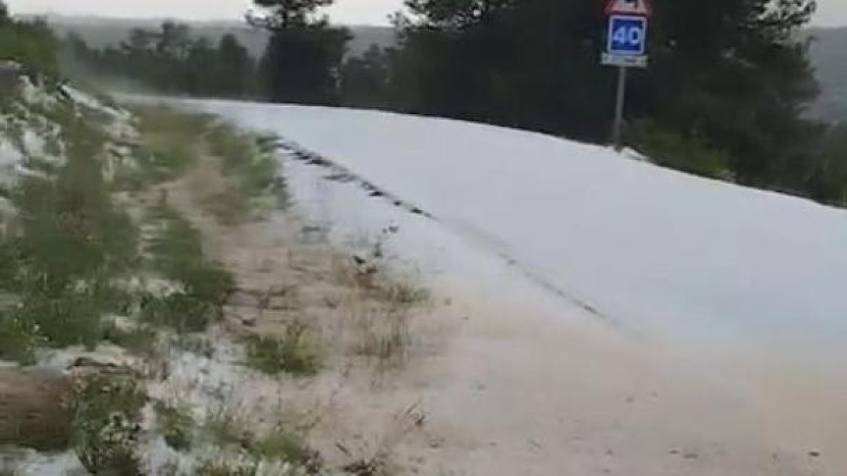 Setena calamarsada de la temporada en diversos pobles de Lleida, en una primavera tempestuosa