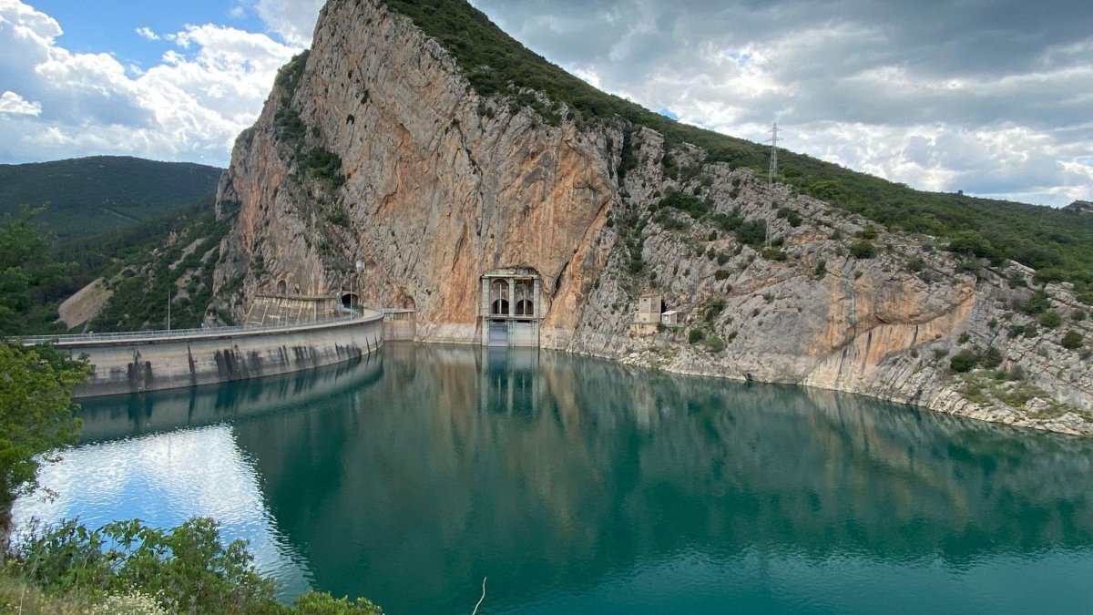 Mont-rebei recupera su esplendor con el pantano de Canelles al 85% de capacidad