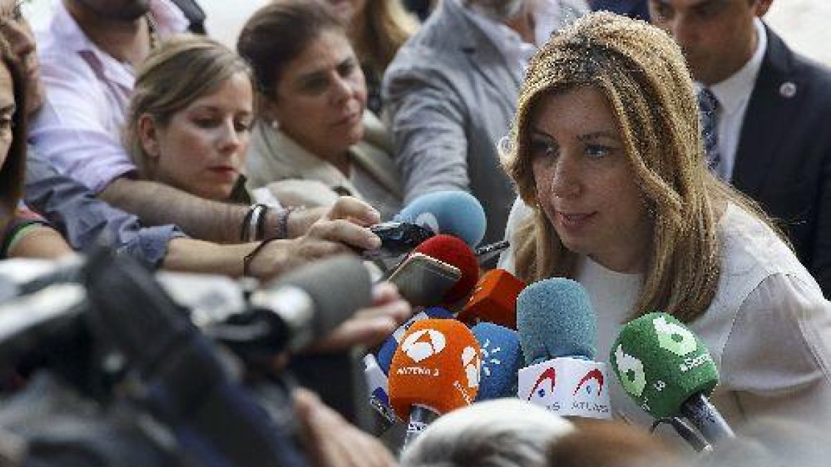 Susana Díaz, amb les advertències a Sánchez, es va convertir en protagonista de la jornada política.