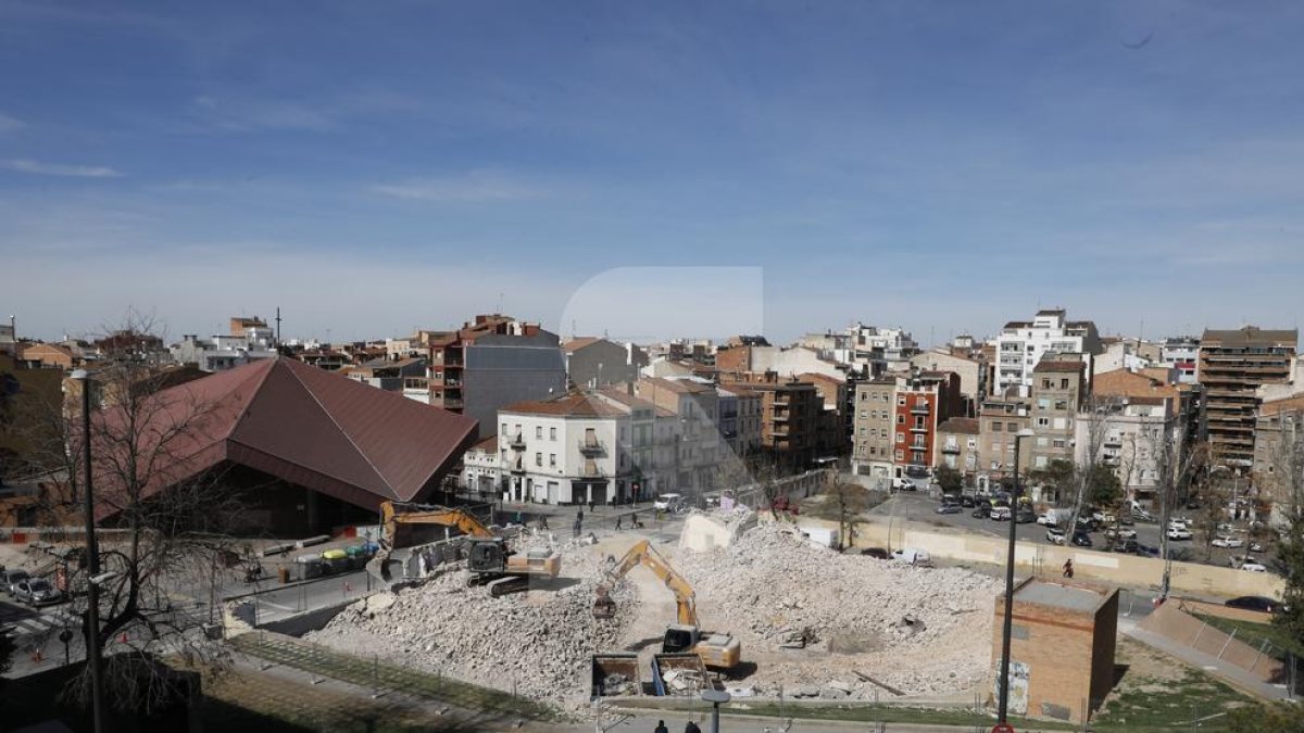 © Una demolició que canvia un barri