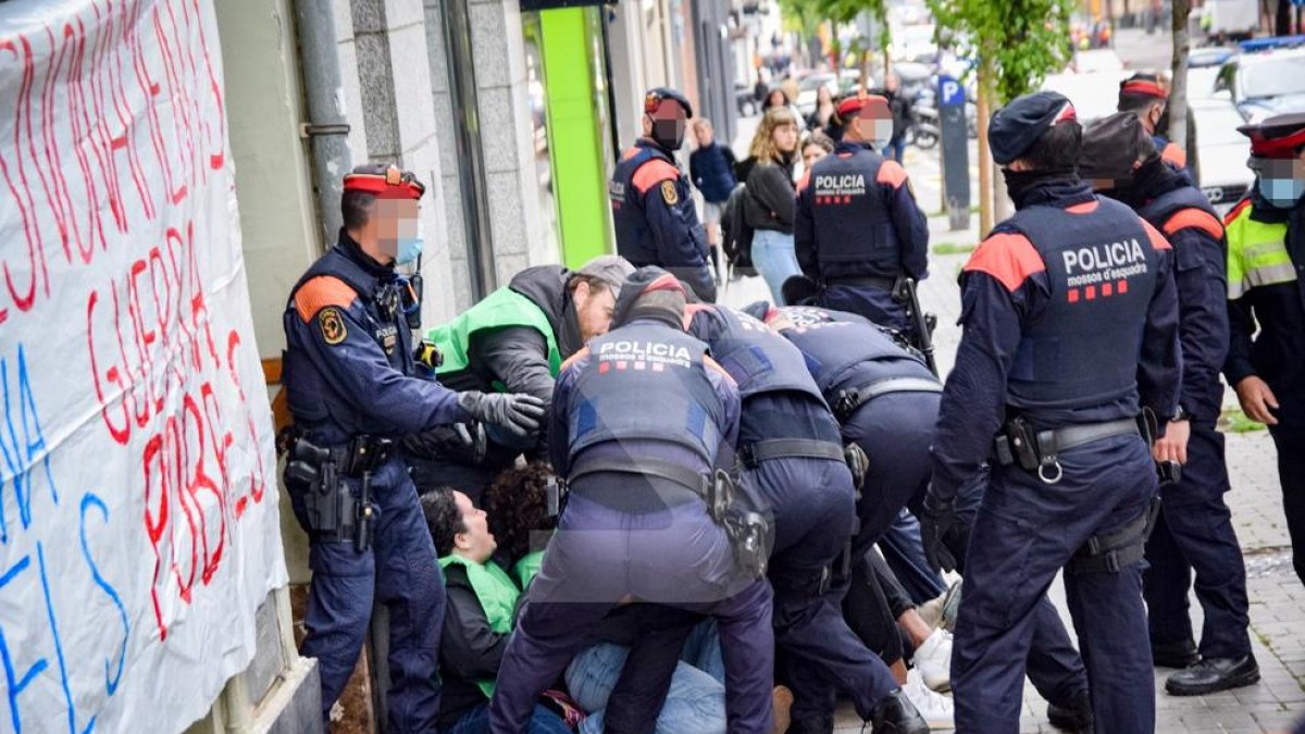 Despliegue policial para un desahucio