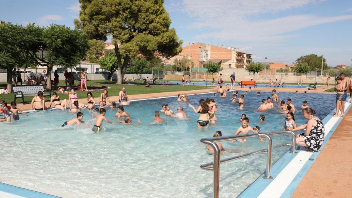 © Arbeca reestrena les piscines