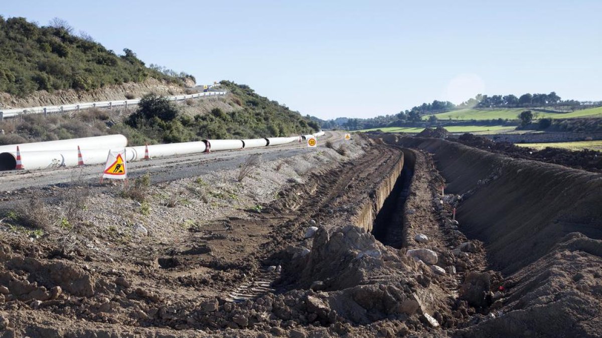 El canal Segarra-Garrigues, amb 19 milions d’euros, segueix sent l’obra estrella de la Generalitat.