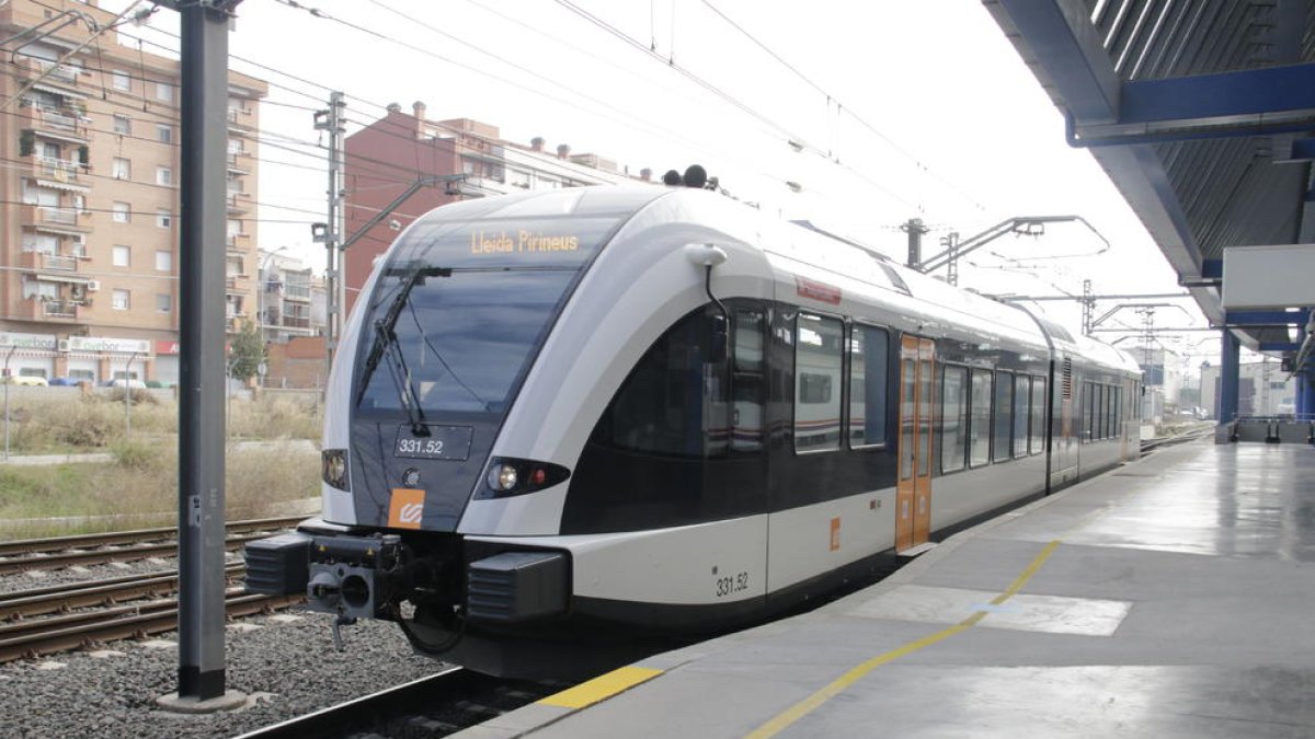 El tren de la Pobla, aquest mes a l’estació de Lleida.