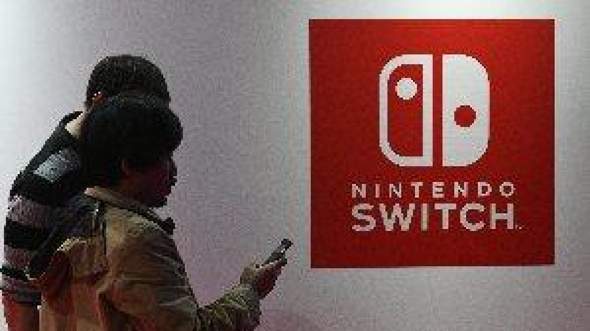 Las buenas ventas de la nueva consola Switch dan un impulso a Nintendo