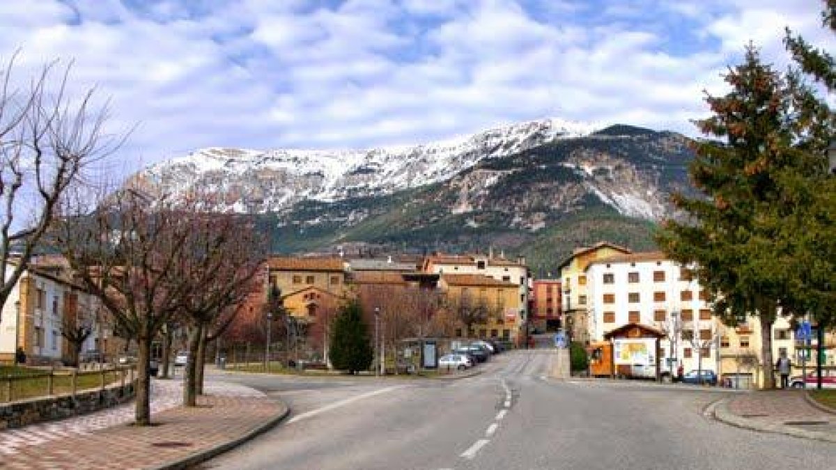 El centre urbà de Sant Llorenç de Morunys.