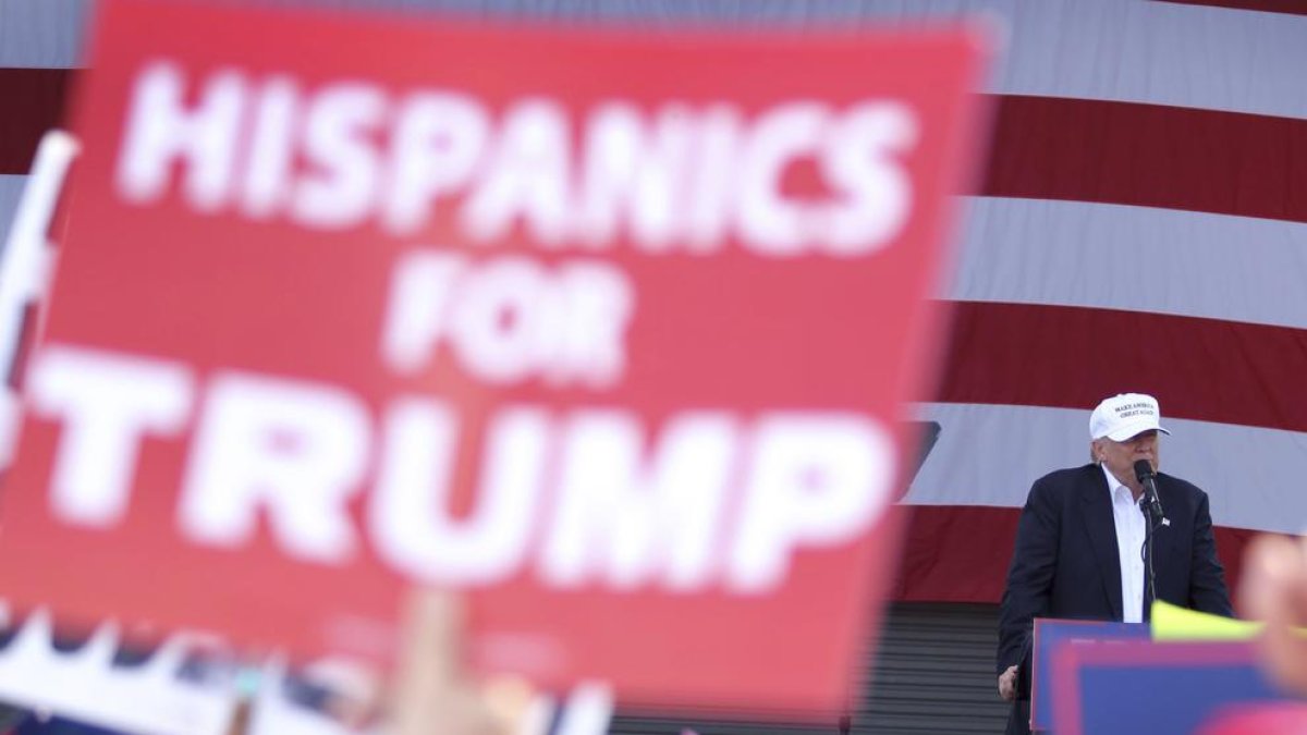 El aspirante republicano a la Casa Blanca durante un mitin este miércoles en Miami.