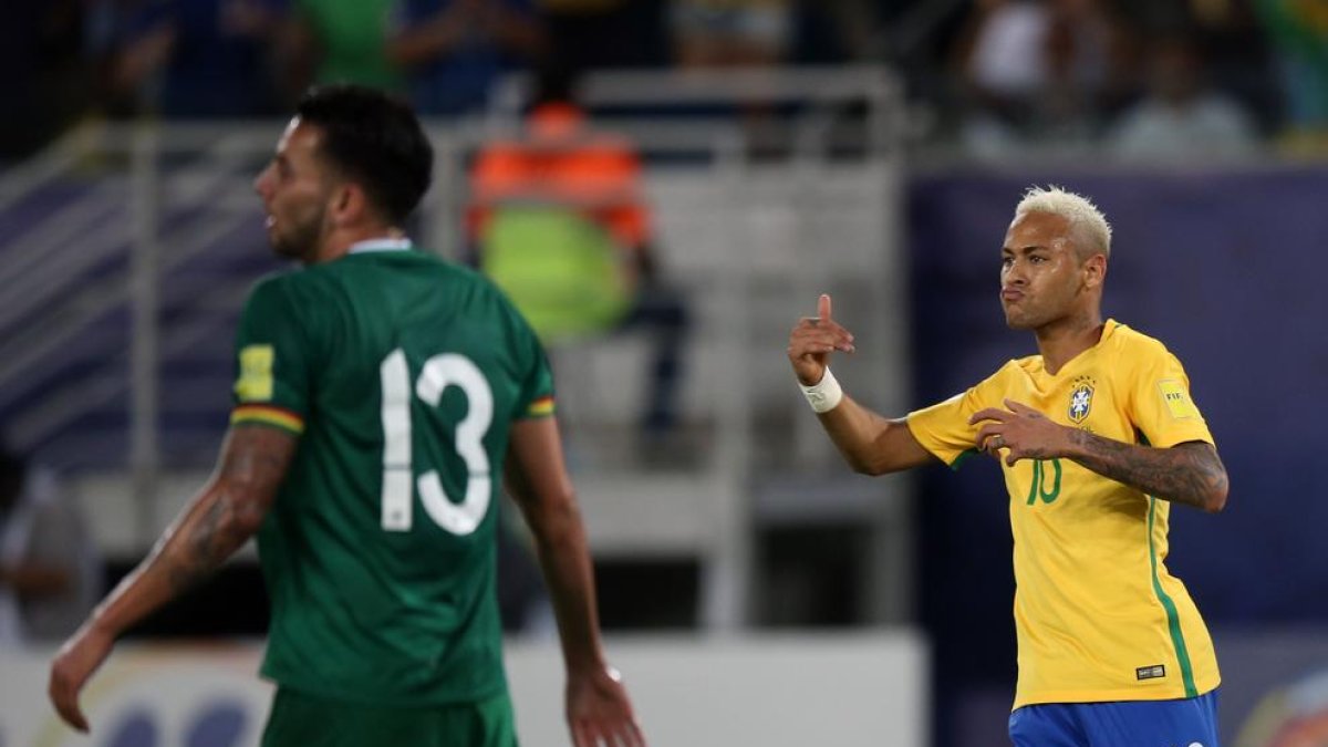 Neymar fa un gest durant el partit de dijous passat davant de Bolívia.