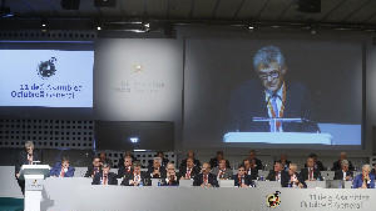 La FIFA sanciona la Federació Espanyola per fitxatges internacionals de menors