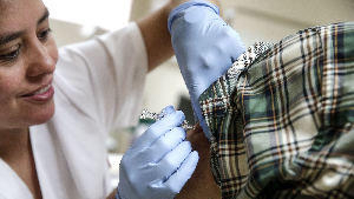 Espanyols avancen en la formulació de la vacuna universal contra la grip