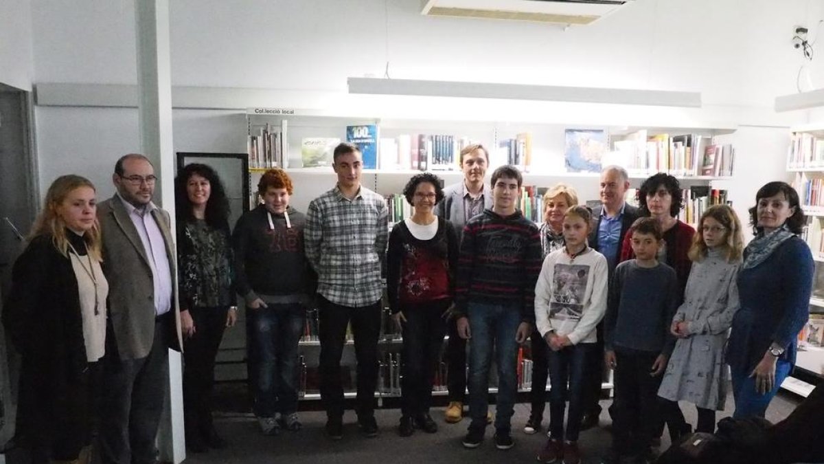 Foto de familia de ganadores y organizadores del concurso. 