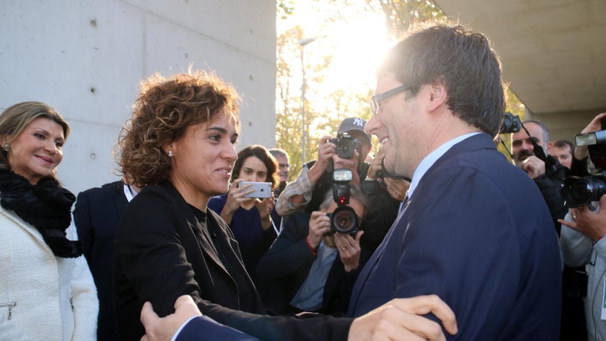 Dolors Montserrat i Carles Puigdemont, ahir a Girona.