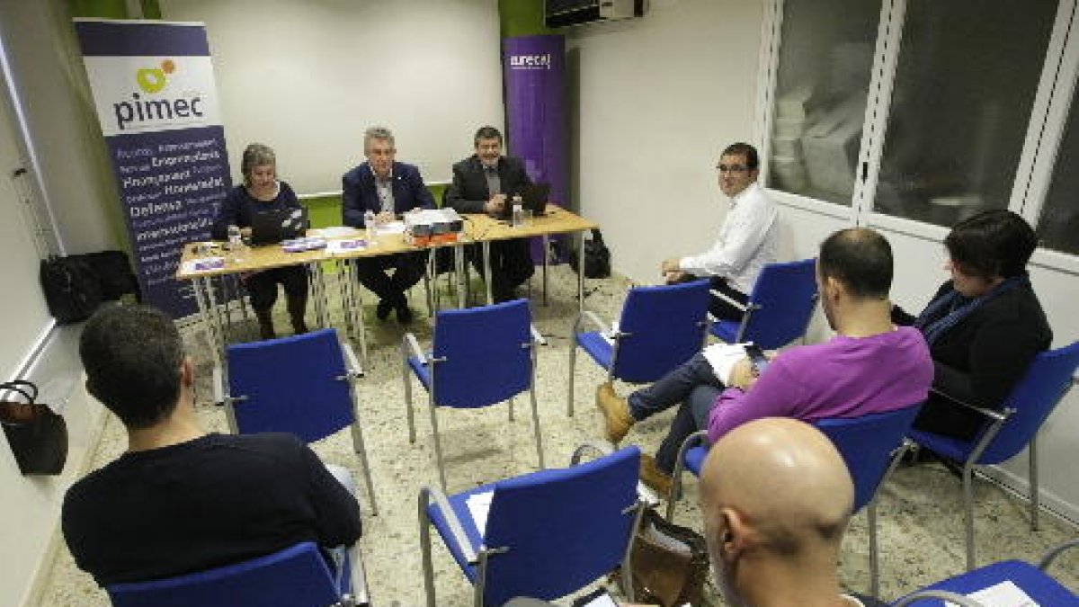 El president de Pimec Lleida, Jaume Saltó, presenta la jornada.