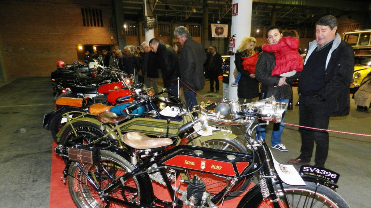 Les motos històriques han despertat admiració entre els visitants.