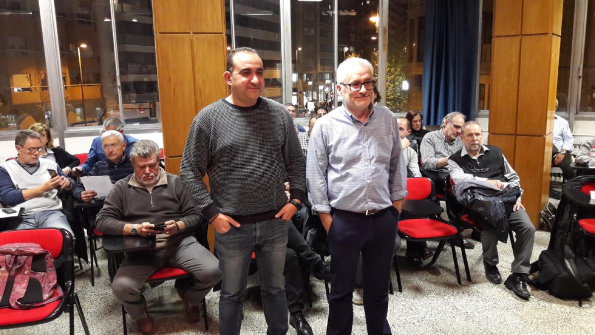 Javier Pacheco, junto al líder de CCOO en Lleida, Jaume Sellés.