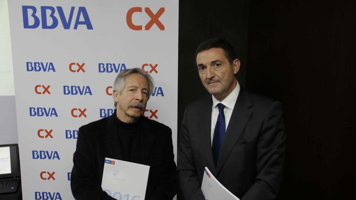 Josep Oliver y el delegado de la zona de Lleida de BBVA CX, Josep Lluís Martínez. 