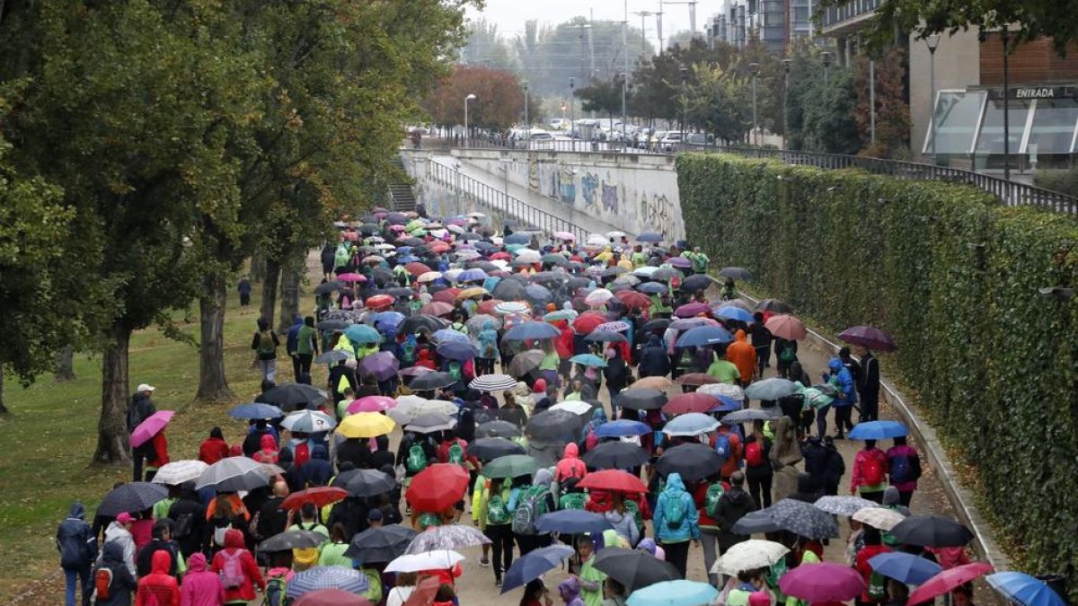 Participaron 1.500 personas a pesar de la lluvia.