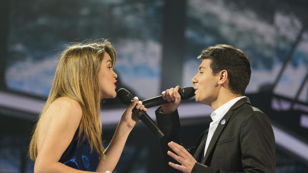 Amaia i Alfred interpretant ‘Tu canción’.