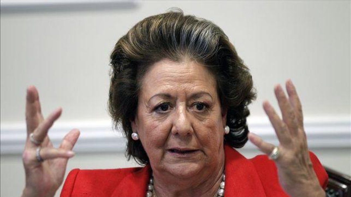 Rita Barberá aún cabalga.